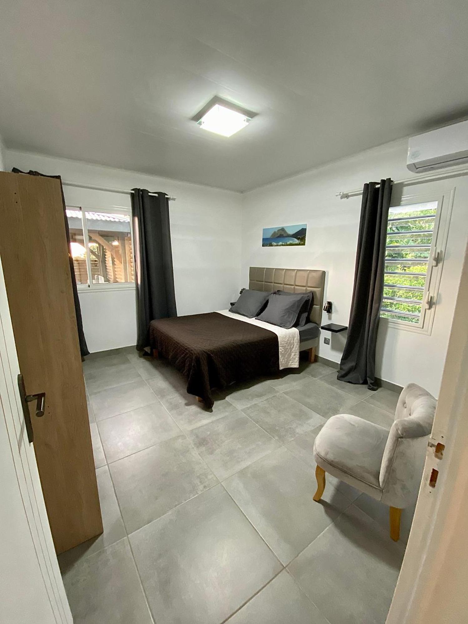 Les Villas Pameyaque 2 F2 Avec 1 Piscine Et 1 F3 Avec 1 Piscine, Superbe Vue Sur La Mer Riviere-Salee Exteriör bild