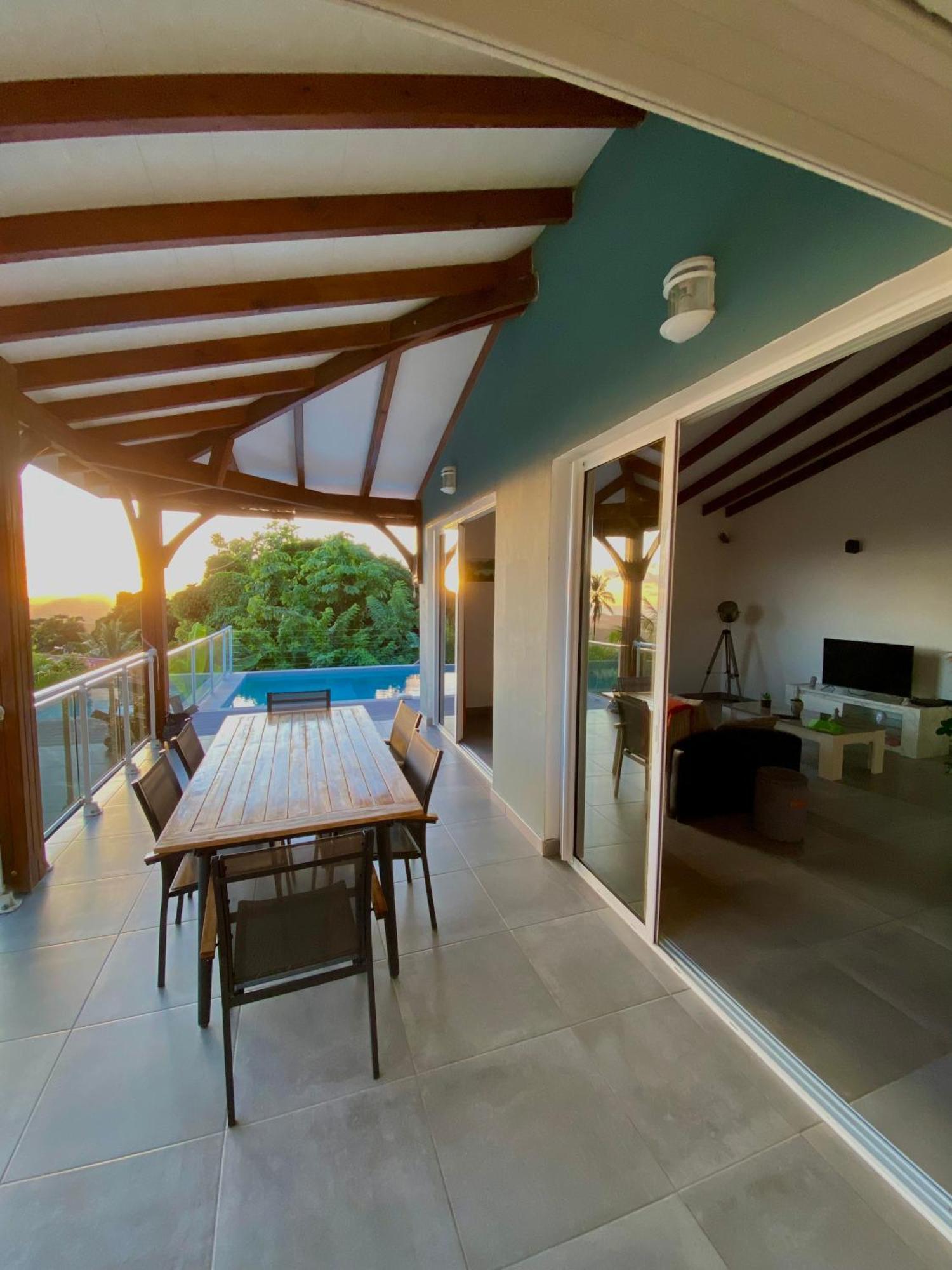 Les Villas Pameyaque 2 F2 Avec 1 Piscine Et 1 F3 Avec 1 Piscine, Superbe Vue Sur La Mer Riviere-Salee Exteriör bild